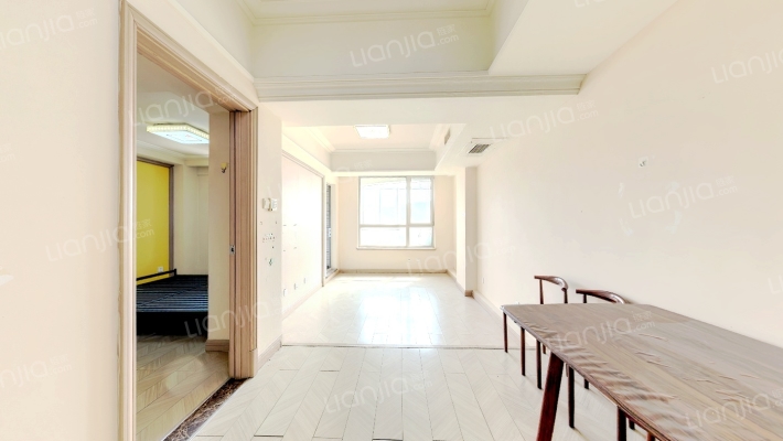 鲁信长春花园二手房实景图