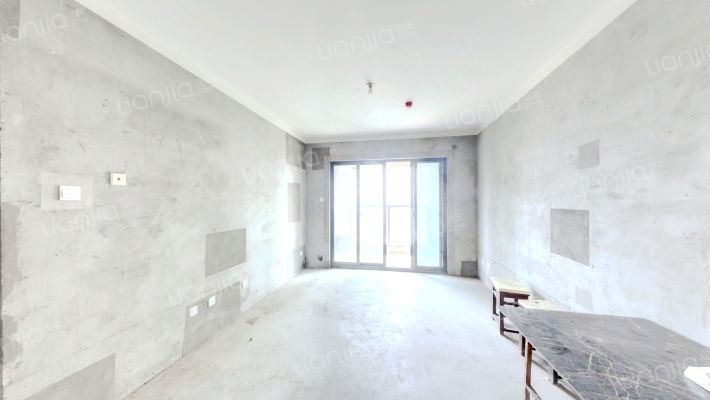 华辉秦淮湾二手房实景图