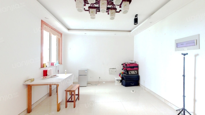 阳澄湖畔花苑二区二手房实景图