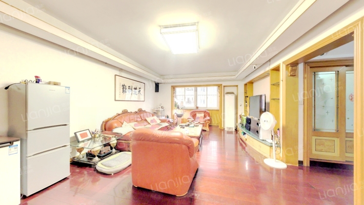 元洪锦江一期二手房实景图