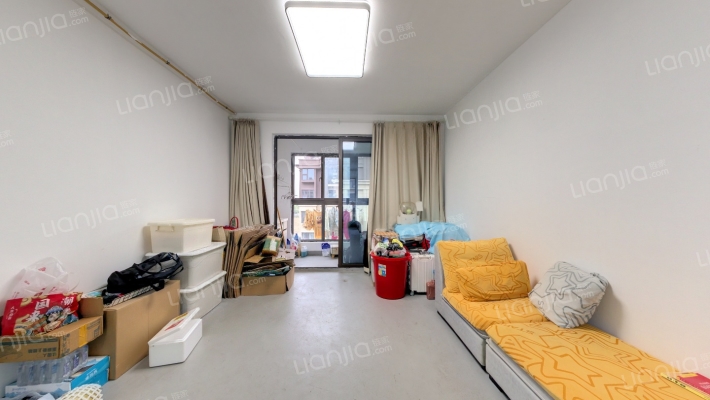 红豆香江华府二手房实景图