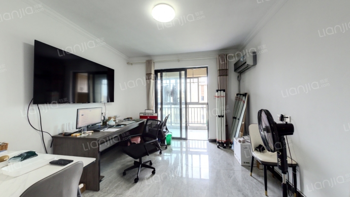 临和家苑南区二手房实景图