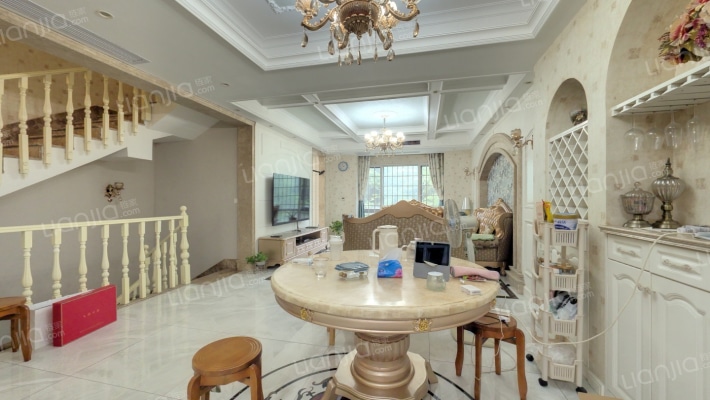 沿海翡丽英伦二手房实景图