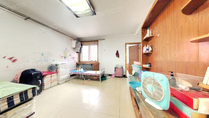 九洲兴达家园B区二手房实景图