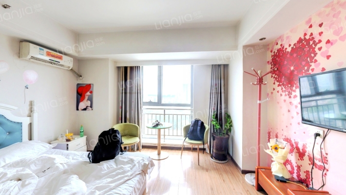 万达广场商务综合楼二手房实景图