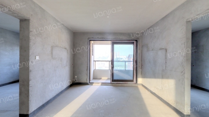 领琇长江C区二手房实景图