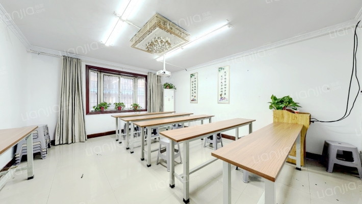 鑫隆花园二手房实景图