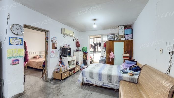 银泰苑二手房实景图