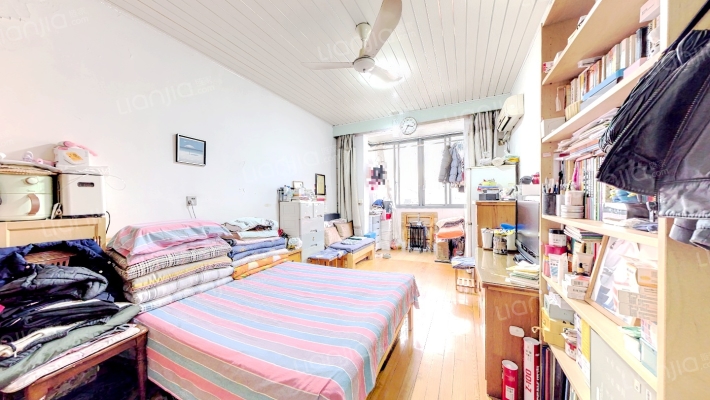 新黄小区二手房实景图