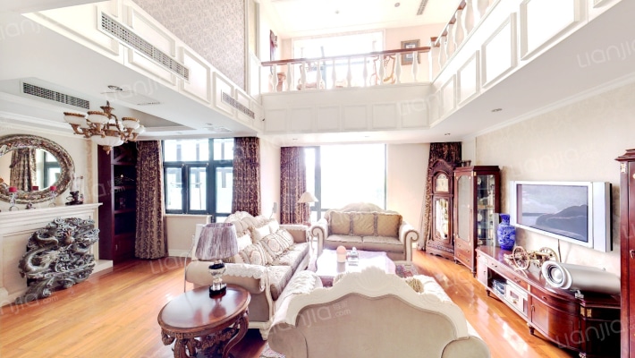 半岛蓝湾天睐园二手房实景图