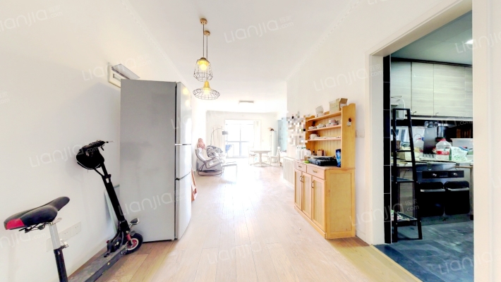 光谷青年城二手房实景图