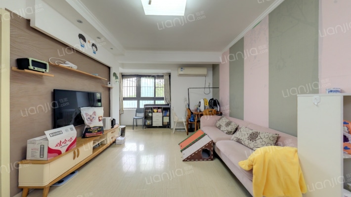 名都花园二手房实景图