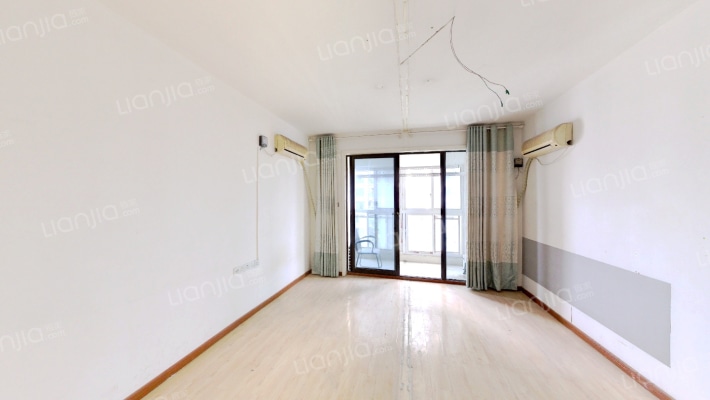 光谷8号二手房实景图