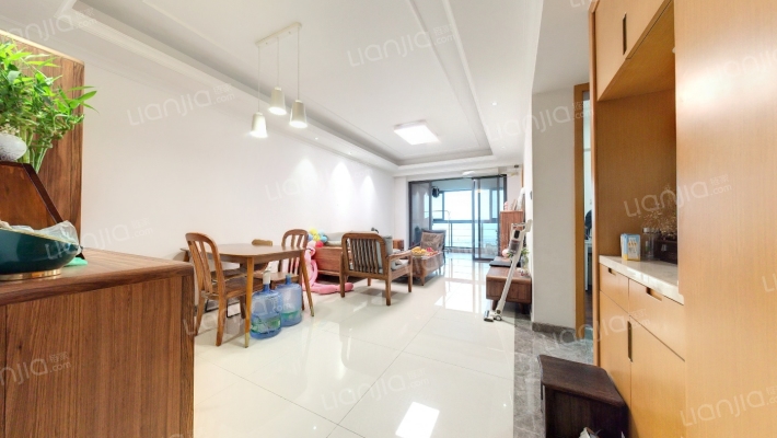 富力天海湾二手房实景图