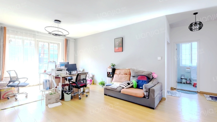 辰弘佳苑二手房实景图