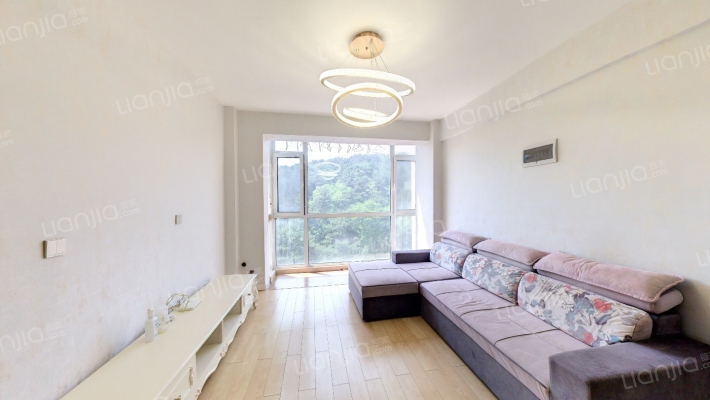 泊林和山二手房实景图