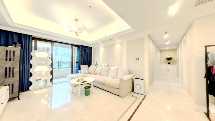 融创玖樾台邸二手房实景图