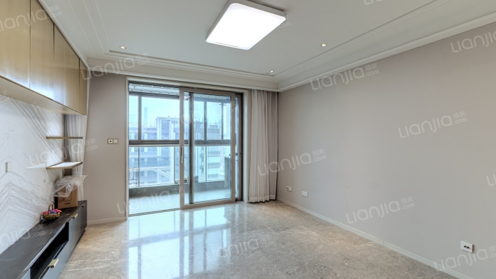 新湖青蓝国际二手房实景图