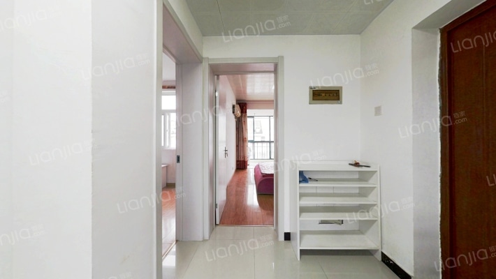 宝华花园二手房实景图