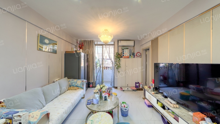 鸿运雅轩二手房实景图