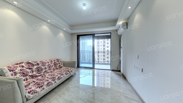 保利香颂三期二手房实景图