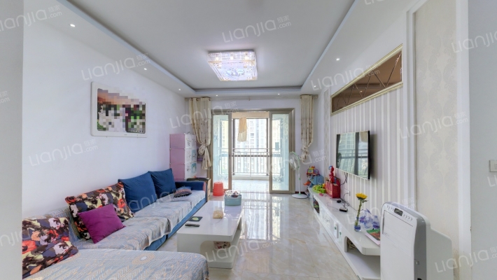 鸥鹏璧兰河1号二手房实景图