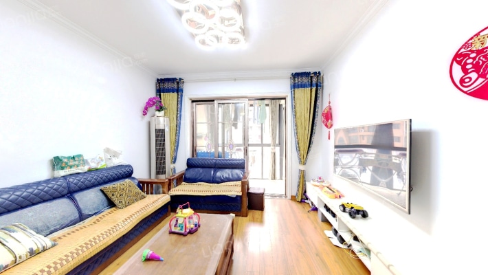 恒鑫山水卿卿二手房实景图