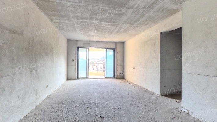 碧桂园翡翠山二手房实景图