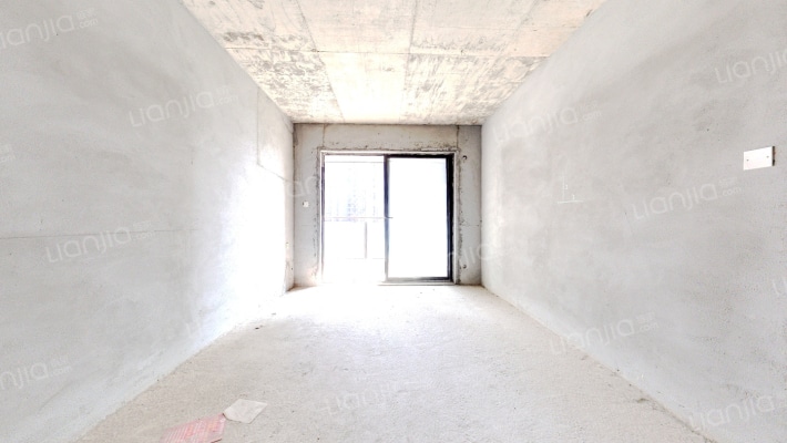 星河丹堤E区二手房实景图