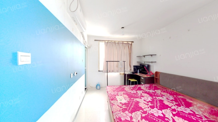 高力德国村二手房实景图