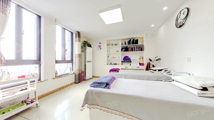 天凤国际大厦二手房实景图