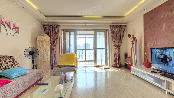 青春家园二手房实景图