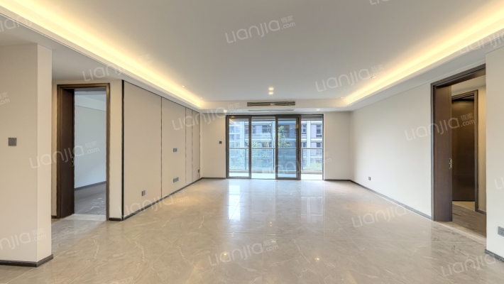 绿城汀岸芷兰轩二手房实景图