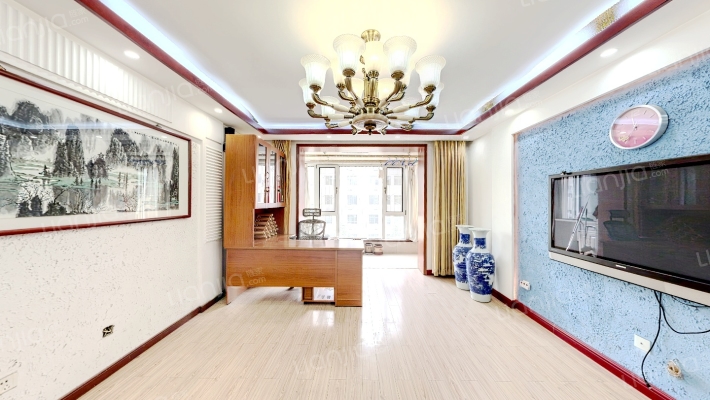 蓝地怡园二手房实景图