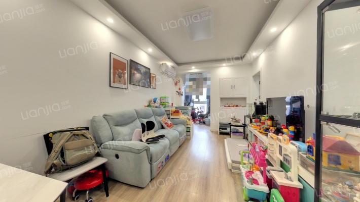 美罗家园宝欣苑八村二手房实景图