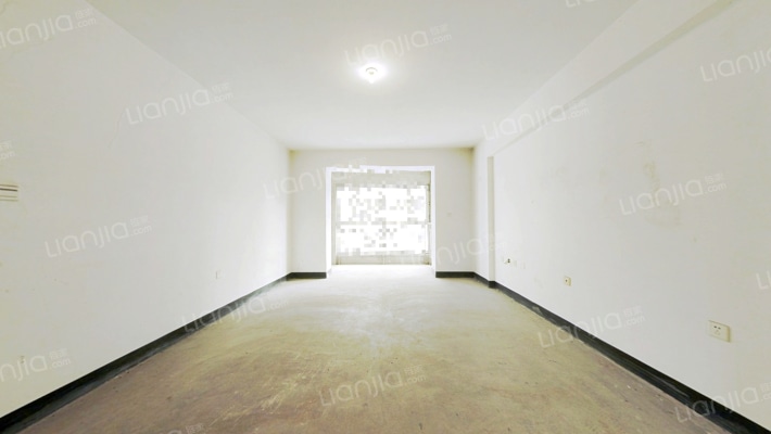 世茂翡冷翠二手房实景图