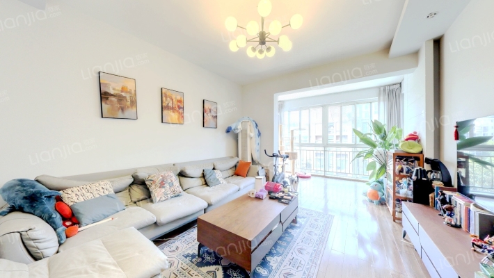 尚东美林一区二手房实景图