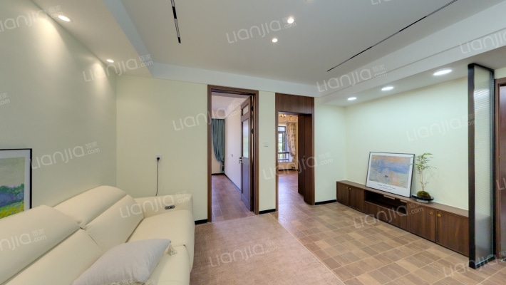 嘉逸名庭二手房实景图