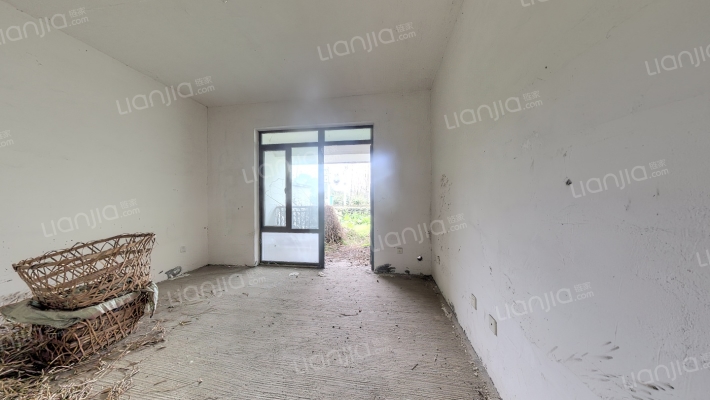 高尔国际2期二手房实景图