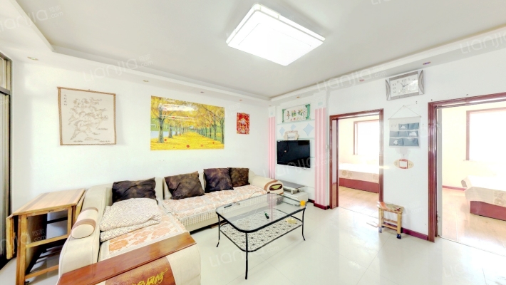 假日小城二手房实景图