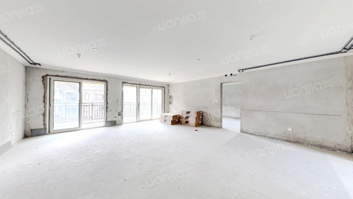 信达公园里四期二手房实景图