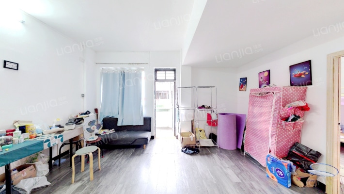 穗发花园二手房实景图