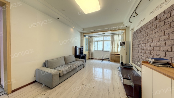 洪山制药厂二手房实景图