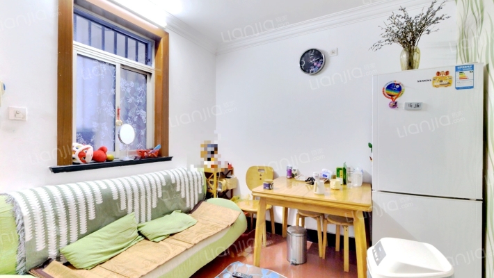 耀江西村二手房实景图