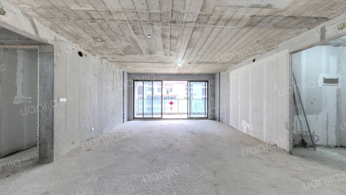 三一云谷二手房实景图