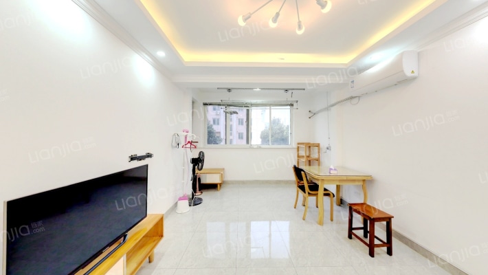 沁乐小区二手房实景图