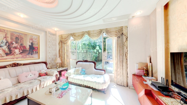 碧堤湾畔二手房实景图