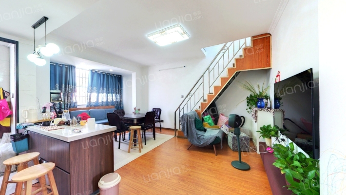 红山花园二手房实景图