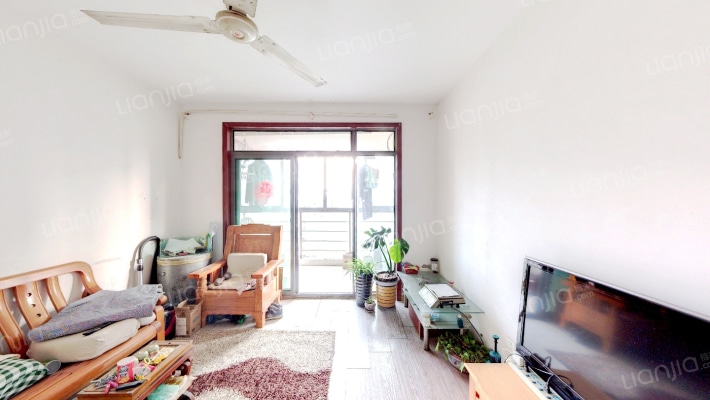 明珠湖畔二手房实景图