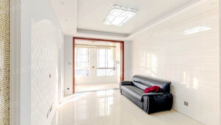 名门皇马B区二手房实景图